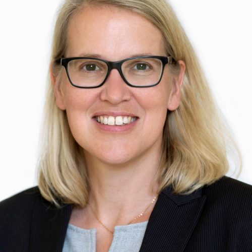 Prof. Dr. Kerstin Schlögl-Flierl